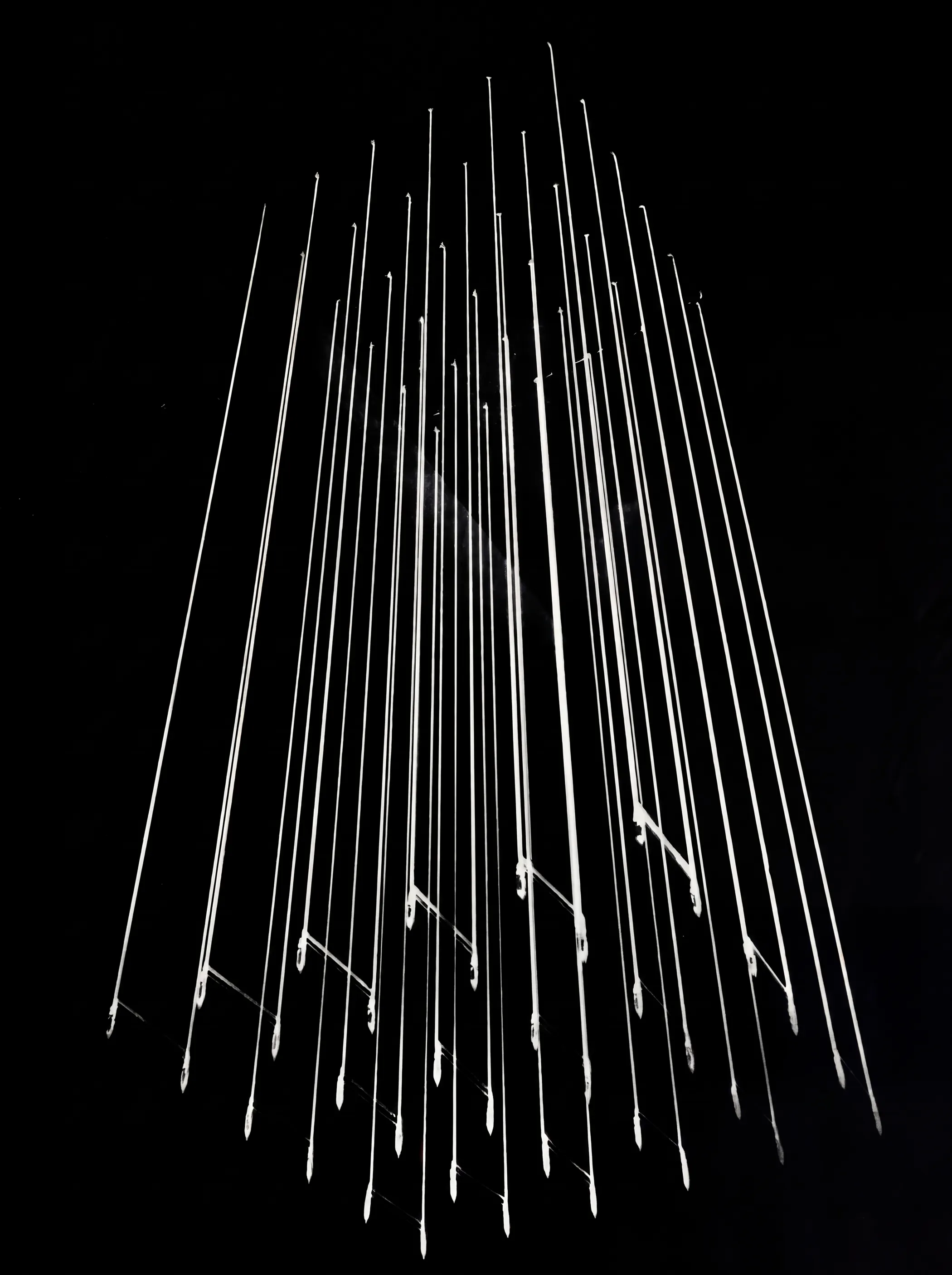 Converging vertical linework
